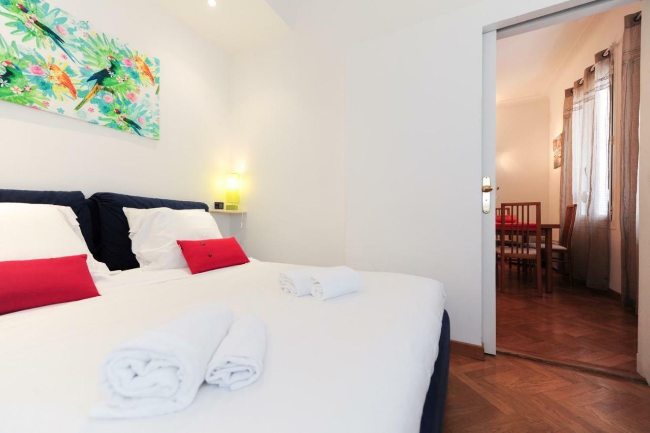 Le Savoy Palace - Five Stars Holiday House ニース エクステリア 写真