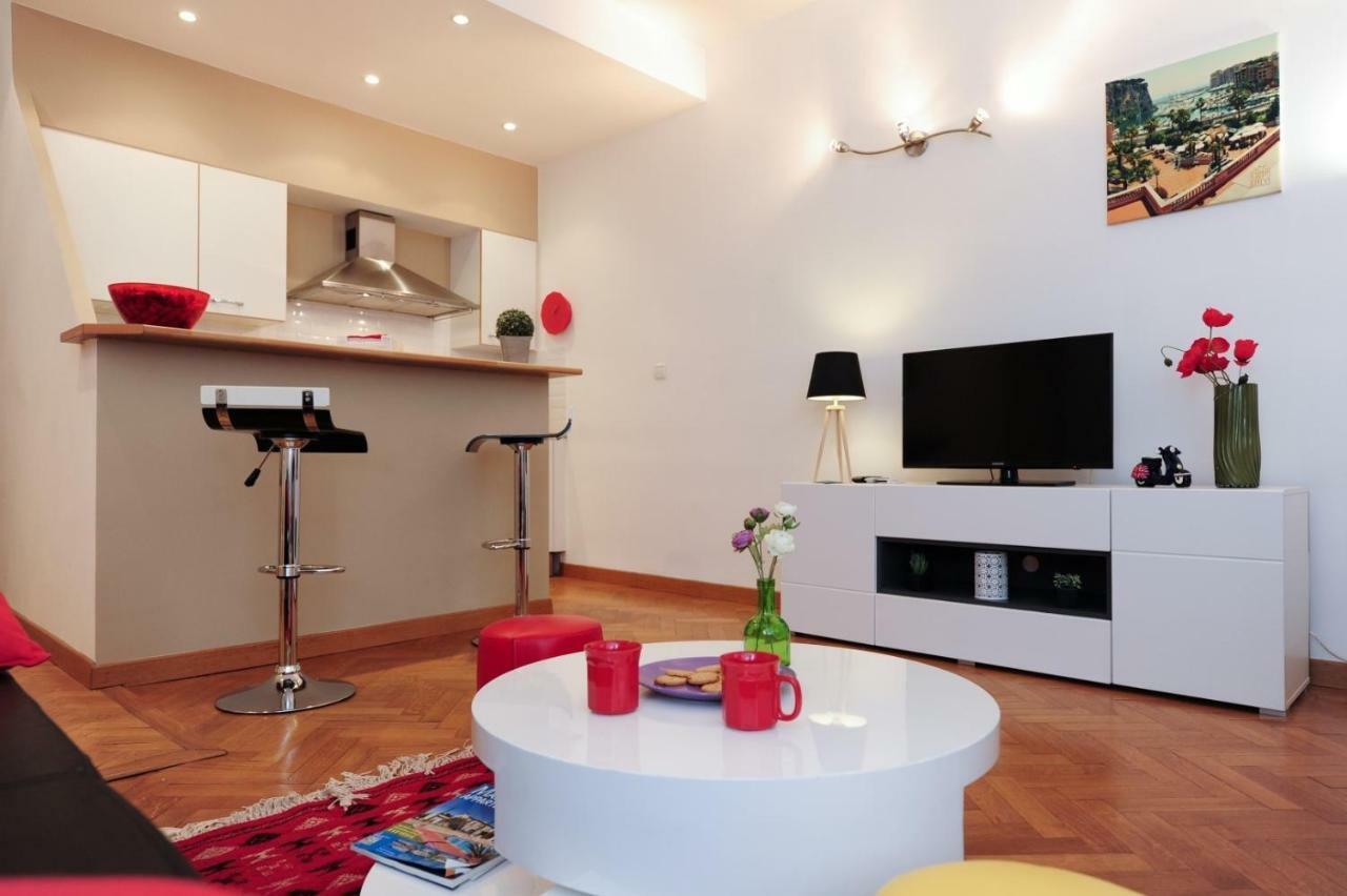 Le Savoy Palace - Five Stars Holiday House ニース エクステリア 写真